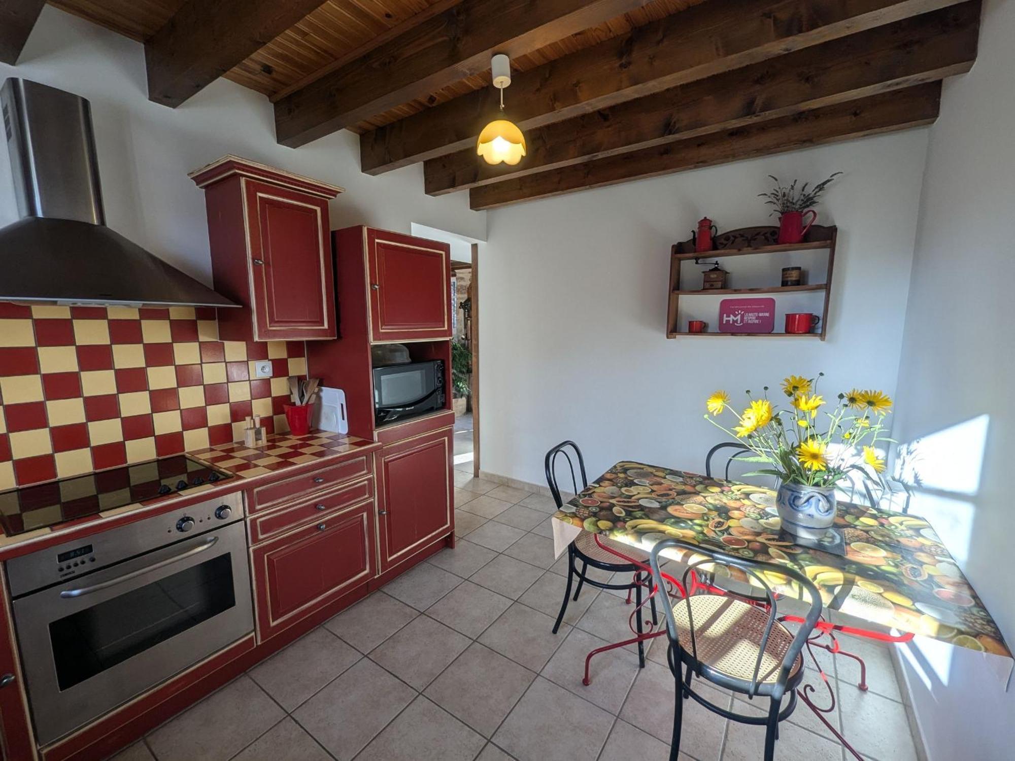 Maison Charmante A Langres Avec Wi-Fi Et Parking - Fr-1-611-43 Exteriér fotografie