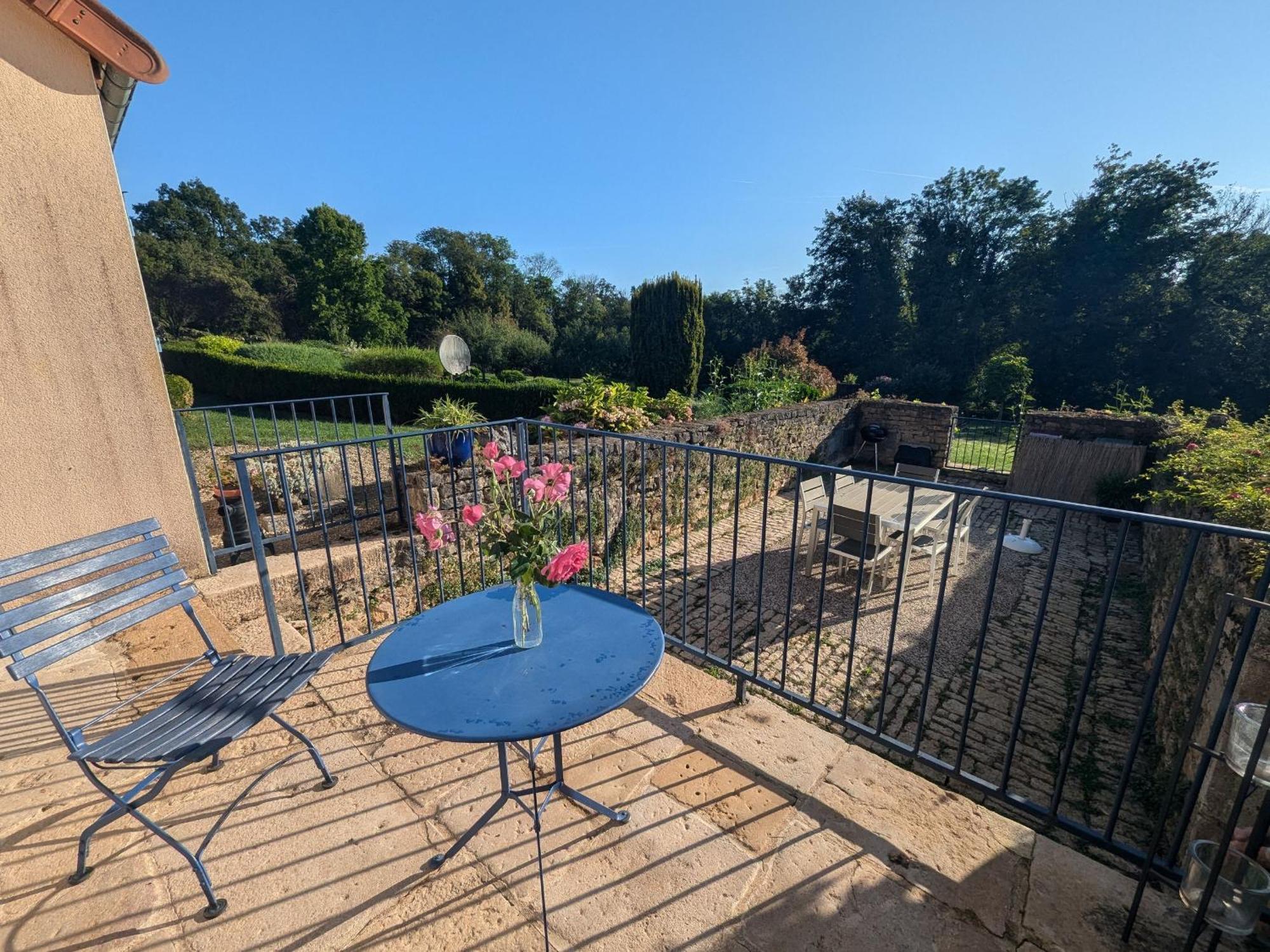 Maison Charmante A Langres Avec Wi-Fi Et Parking - Fr-1-611-43 Exteriér fotografie